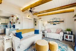 Charming modern home close to the beach with full kitchen WiFi and large deck - Image 3