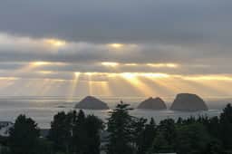 Spectacular ocean view home with fireplace and large decks dog friendly - Image 4