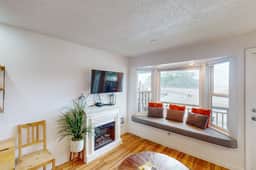 Oceanfront 2nd floor condo with ocean views balcony and seasonal beach access - Image 2