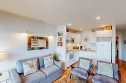Oceanfront 2nd floor condo with ocean views balcony and seasonal beach access - Image 3