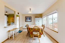 Ocean view home with prime walkable location near beach and town 2 dogs OK - Image 5