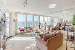 Luxury Waterfront Condo with Shared Hot Tub Pool and Ocean Views - Image 2