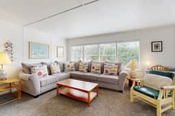 Cozy Coastal Cottage - Image 3
