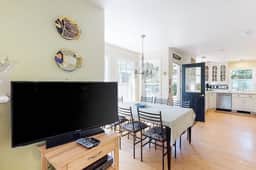 Dog friendly beach house with private hot tub free WiFi game room and ocean views - Image 5