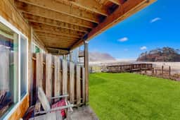Beachfront dog friendly studio with amazing Proposal Rock view steps to the sand - Image 3
