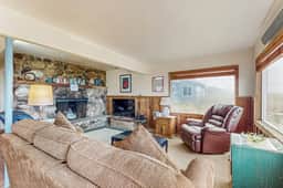 Cozy dog friendly home with ocean views beach access grill and WIFI - Image 3
