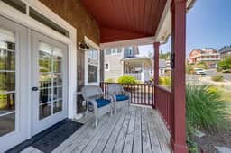Two Story Olivia Beach Home with Free WiFi Dog Friendly and Close to the Beach - Image 5