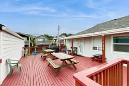 Dog Friendly Waterfront Condo with Ocean Views and Nearby Beach Access - Image 3