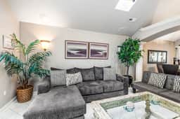 Oceanfront townhome with amazing views decks beach access and updated kitchen - Image 5