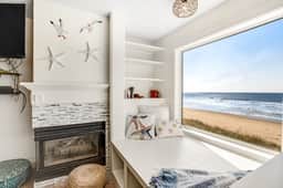Spacious oceanfront home with patio and private hot tub dog friendly - Image 3