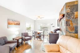 Charming Ocean View Home with Free WiFi and Private Washer Dryer Dogs Welcome - Image 4