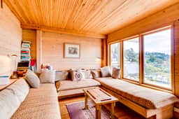 Hand Built Gem with Two Large Decks and Incredible Views 1 4 Mile to the Beach - Image 3