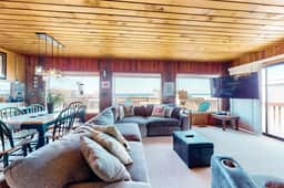 Rustic chic treasure with deck grill wood stove outdoor shower dogs ok - Image 2