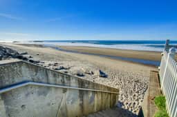 Lower Level Ocean View Studio Close to the Beach Dogs Welcome - Image 3