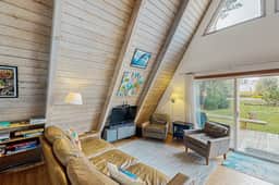 Quiet Coastal Cabin Home with Private Hot Tub Less Than a Block From Beach - Image 2