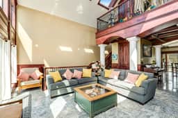 Oceanfront Villa with WiFi Private Hot Tub Balconies Beach Access and Game Room - Image 4