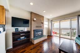 Oceanview Condo with Full Kitchen Balcony Beach Access Nearby - Image 4