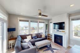 Ocean Views, Hot Tub & Coastal Comfort - Image 5