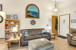 Dog Friendly Home Just a Half Mile Walk to the Beach and Heart of Town - Image 2