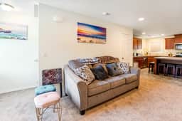 Large and convenient duplex suite with central AC and with D walk 1 minute to beach - Image 2
