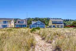 New listing Oceanfront home with private beach access amazing views and Ping Pong - Image 4