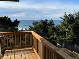 Cottage with wraparound deck and ocean views close to beach and town dog friendly - Image 3