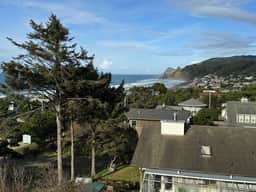 Cottage with wraparound deck and ocean views close to beach and town dog friendly - Image 2
