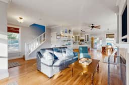 Charming two story home with a private hot tub large patio and washer dryer - Image 2