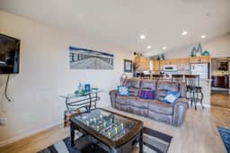 Just Across Street from Beach Ocean Views and Bright Interior Dog friendly - Image 5