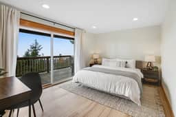 Dog friendly home with ocean views deck washer dryer grill and fireplace - Image 4