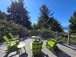 Upscale house with ocean views entertainment and large deck beach nearby - Image 2