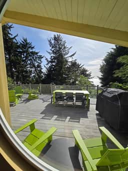 Upscale house with ocean views entertainment and large deck beach nearby - Image 5