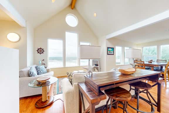 Dog friendly home with beautiful ocean view game room and easy beach access - Image 1