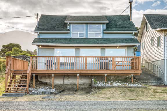 Dog friendly home across from the beach with grill deck and amazing ocean views - Image 1