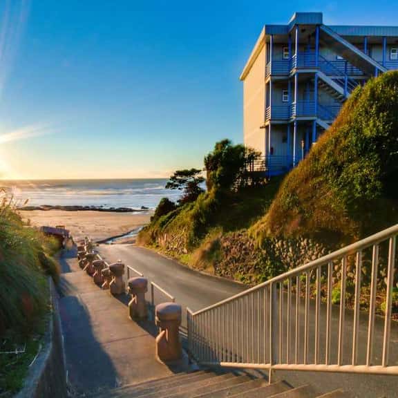 Lincoln City Beach Retreat with Hot Tub, Patio & Game Room - Image 1