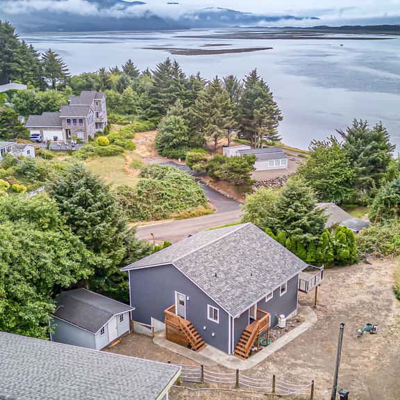 Beach Swagger | Bay Views & Coastal Escape - Image 1