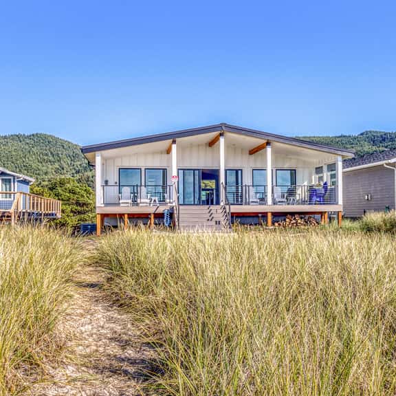 Beautiful beachfront home with huge ocean view beach access and large deck - Image 1