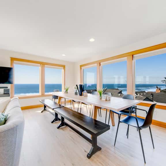 Dog Friendly Coastal Retreat with Ocean Views - Image 1