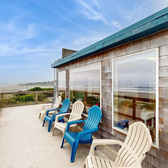 Oceanfront home with great views high speed WiFi and direct beach access - Image 1