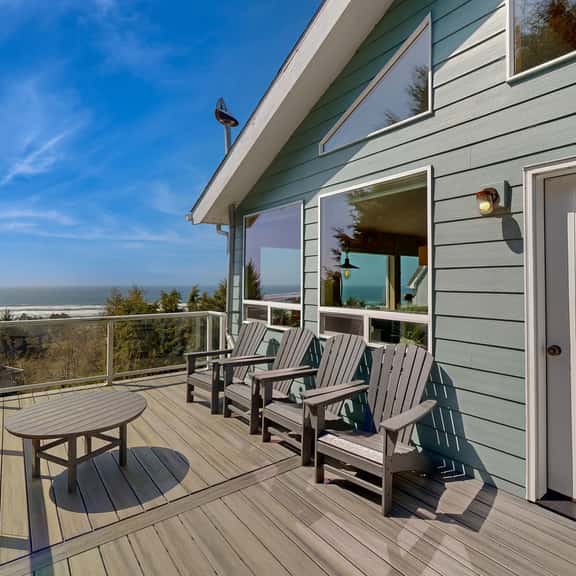 Family friendly ocean view home with spacious deck walk to beach books and games - Image 1