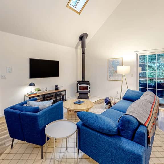 Renovated three story home by the beach with a furnished deck and washer dryer - Image 1