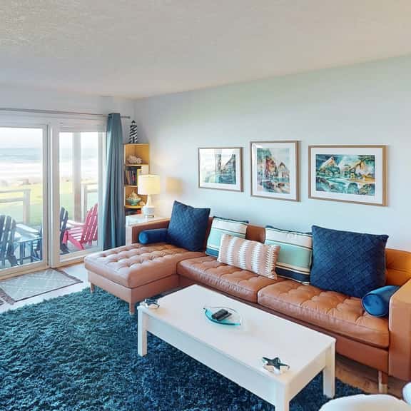 Beautiful ocean front condo with stunning views WiFi steps to beach - Image 1