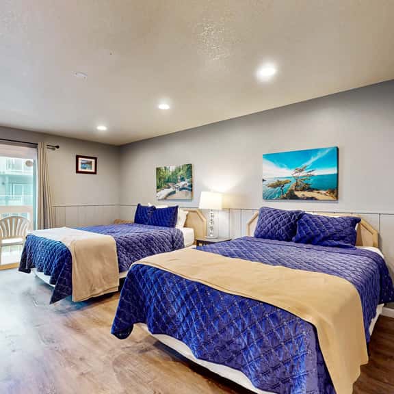 Dog Friendly Motel Room Located Near the Beach and Downtown - Image 1