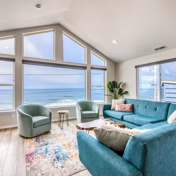 Oceanfront dog friendly home with hot tub and huge view steps to beach access - Image 1