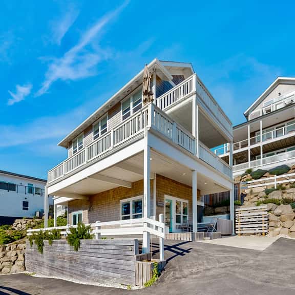 Discover Coastal Bliss Your Perfect Retreat Awaits in Lincoln City - Image 1