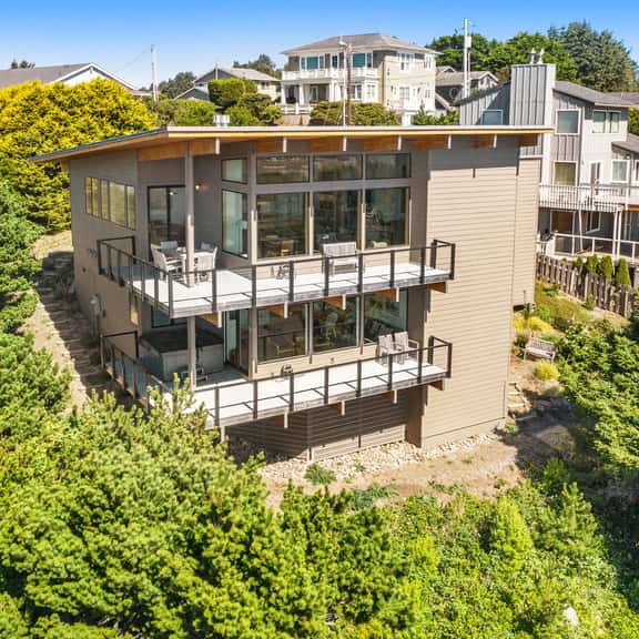 New home with unparalleled ocean views and private hot tub dogs welcome - Image 1