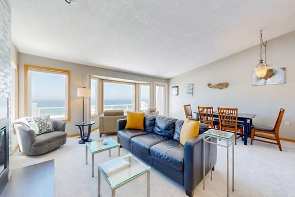 Oceanfront home with picture windows balcony and elevator watch for whales - Image 2