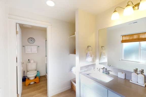 Dog friendly home near the ocean with private patio fireplace and central AC