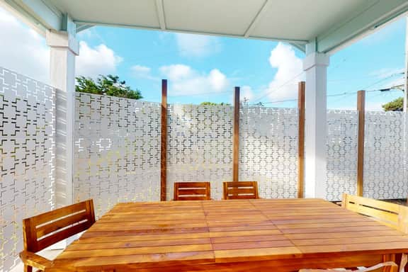 Dog friendly home near the ocean with private patio, fireplace & central AC - Image 4