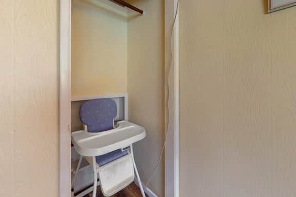 Family Friendly Home with Hot Tub Ocean View and Entertainment Near Beach